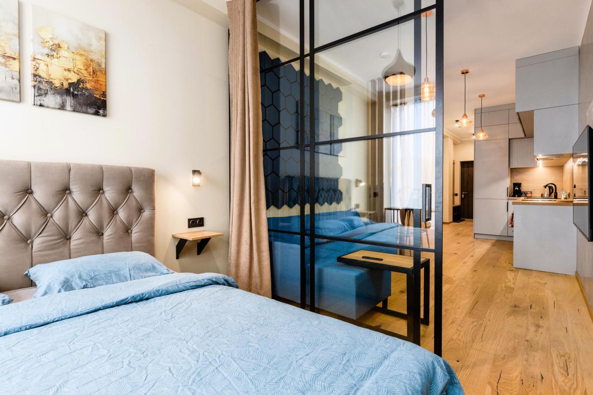 Apartment Main Street Lounge - Terrace, Free P, Self Check-in Riga